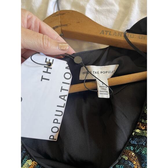 DRESS THE POPULATION Nathalia Long Sleeve Mini Sequin Swirl Retro Dress S NWT - Picture 7 of 9